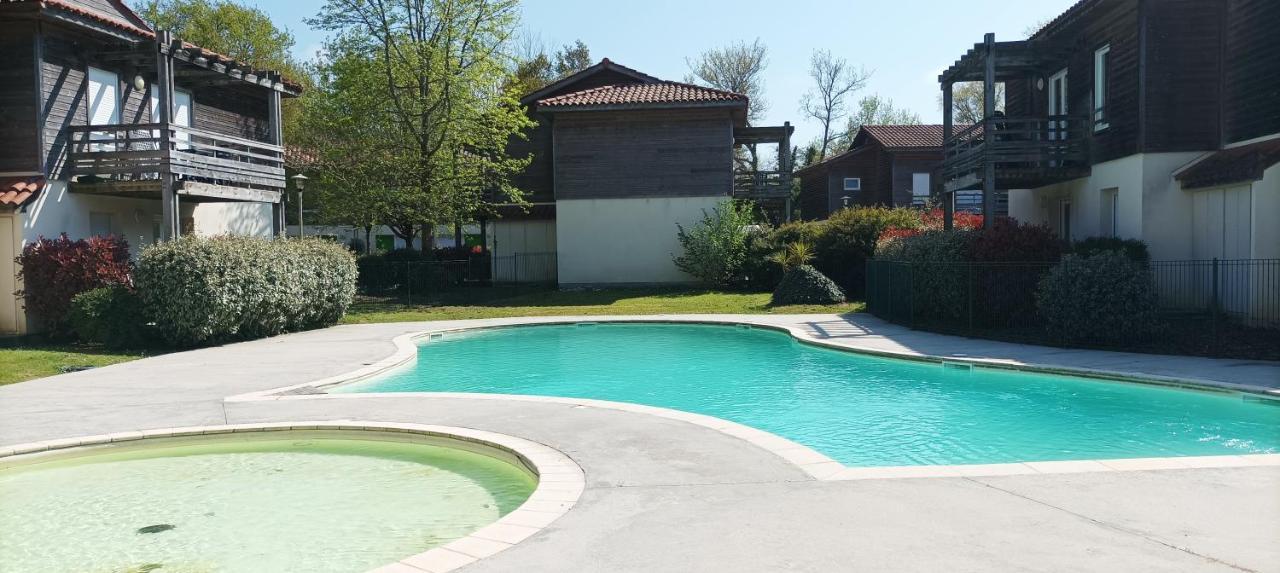 Les Terrasses Du Lac Piscine Et Vue Lac A4 Aureilhan  Exterior foto